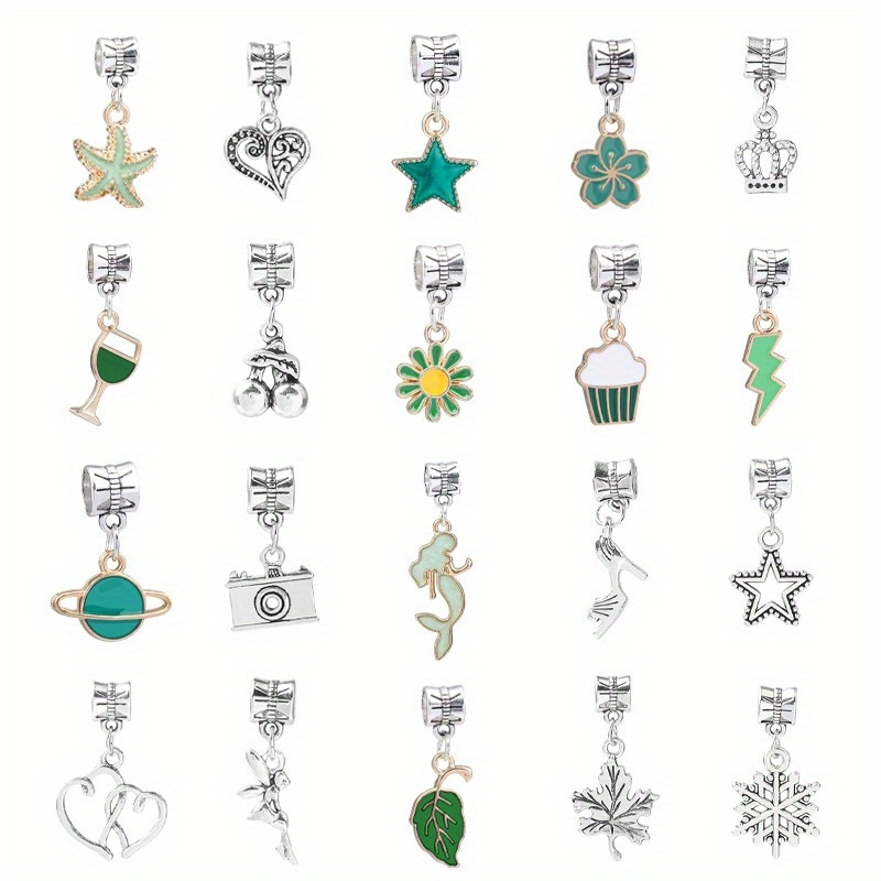 Christmas Charm Bracelet Jewelry Making Kit Green Themed Beads DIY Craft Set